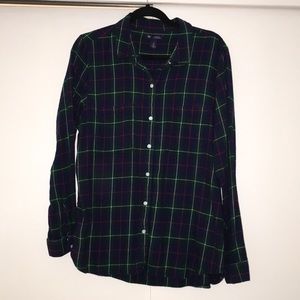 Gap button down flannel shirt